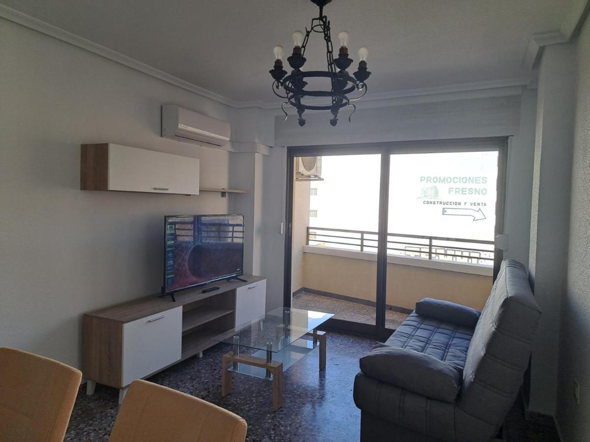 Beautiful Apartment Playa Del Cura Beach In Torrevieja Spain Eksteriør billede